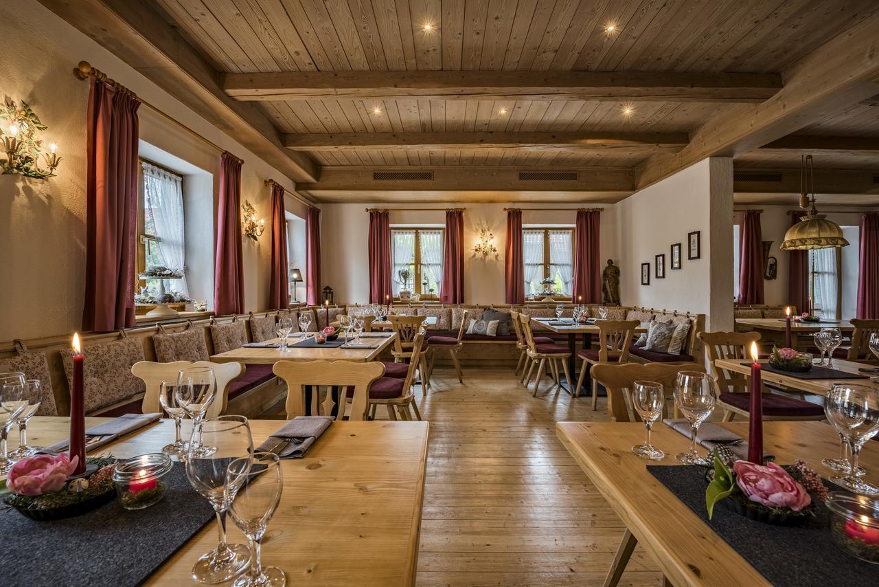 Landgasthof Wangerstuben Oberostendorf Esterno foto